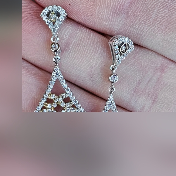 VICTORIA WIECK Diamond Simulant Toned 14k yellow gold & 925 Earrings! - Picture 4 of 6